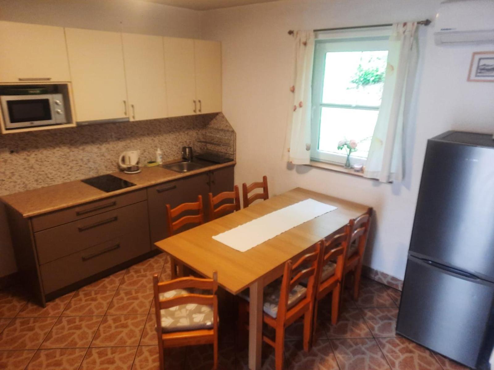 Pod Jesionami Holiday home *